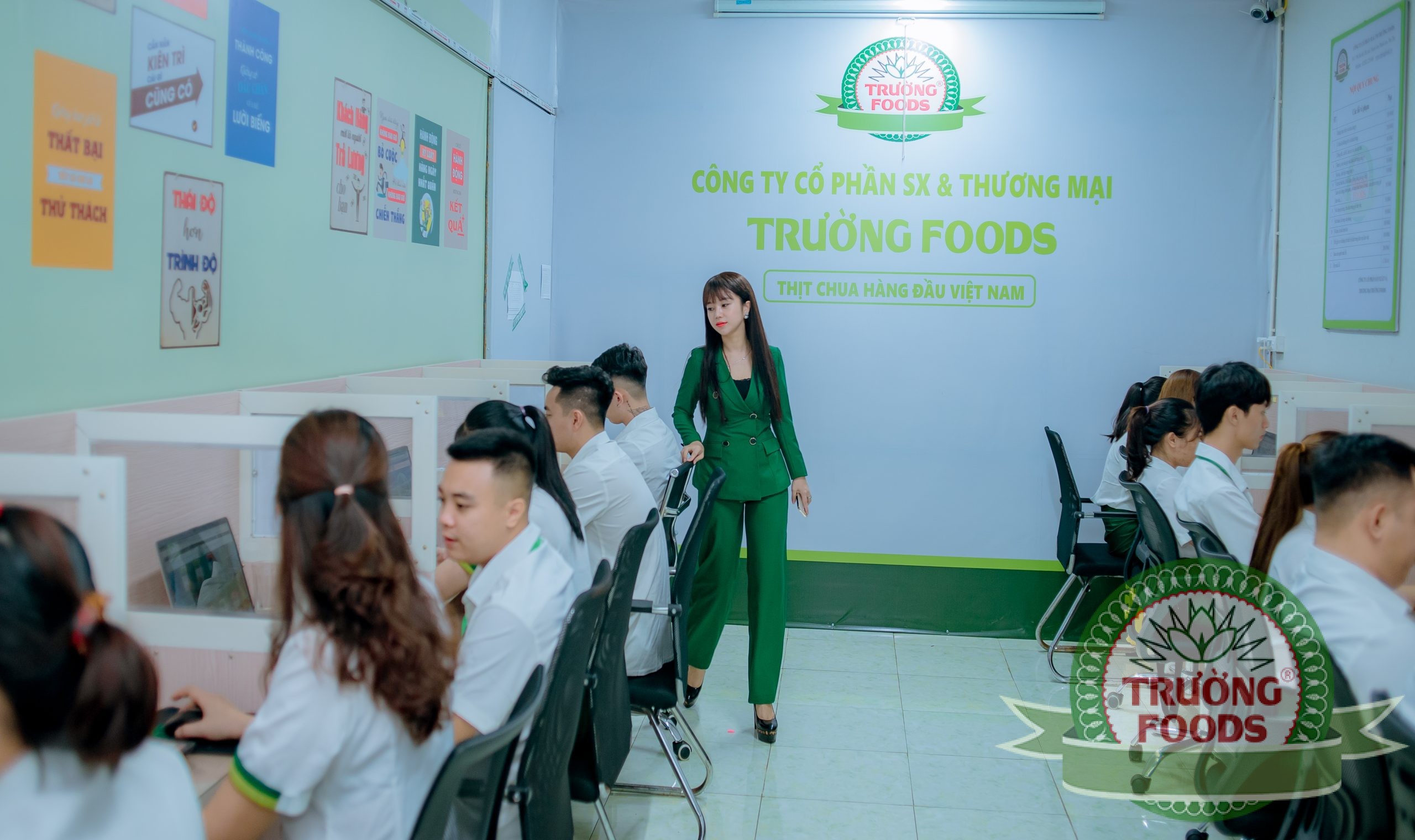 Trường Foods chú trọng đào đào tạo đội ngũ nhân viên.