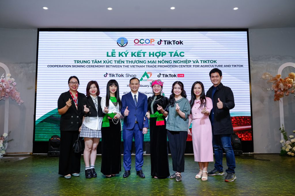 Hình ảnh tại chương trình Lễ ký kết “Hợp tác giữa trung tâm xúc tiến thương mại nông nghiệp và Tiktok Việt Nam” 