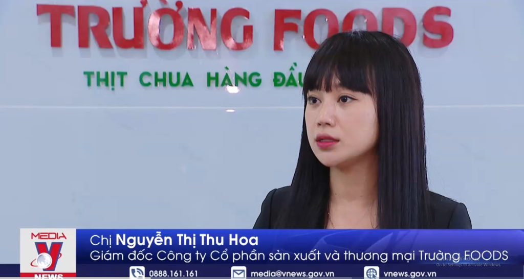 Nguyễn Thị Thu Hoa phỏng vấn tại chương trình "Những người trẻ tiên phong nâng tầm giá trị nông sản"