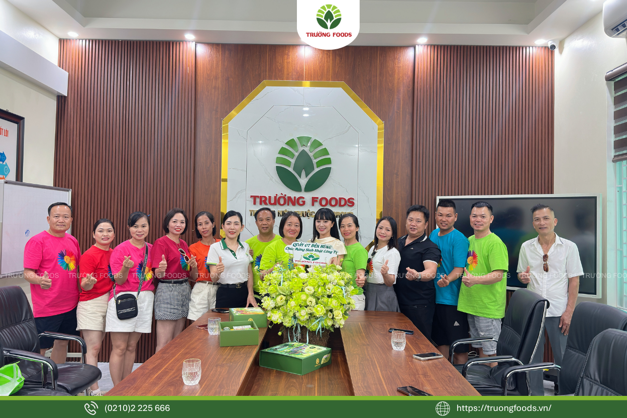 Trường Foods đón tiếp Nhà phân phối Đền Hùng